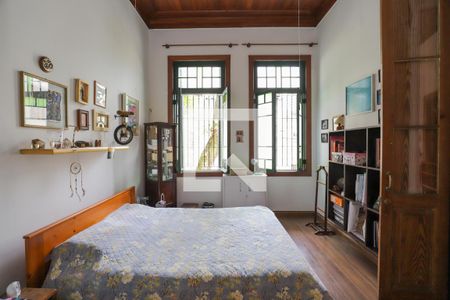 Casa à venda com 280m², 3 quartos e 2 vagas