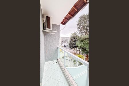 Casa à venda com 120m², 3 quartos e 5 vagas Casa à venda com 120m², 3 quartos e 5 vagasVaranda Suíte