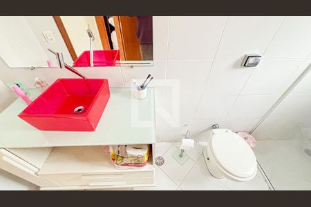 Casa à venda com 120m², 3 quartos e 5 vagas Casa à venda com 120m², 3 quartos e 5 vagasBanheiro