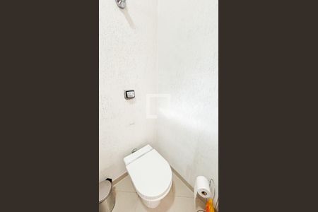 Casa à venda com 120m², 3 quartos e 5 vagas Casa à venda com 120m², 3 quartos e 5 vagasLavabo