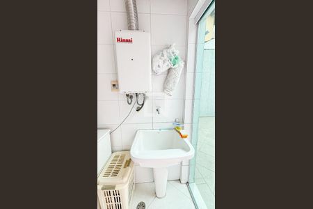 Casa à venda com 120m², 3 quartos e 5 vagas Casa à venda com 120m², 3 quartos e 5 vagasÁrea de Serviço