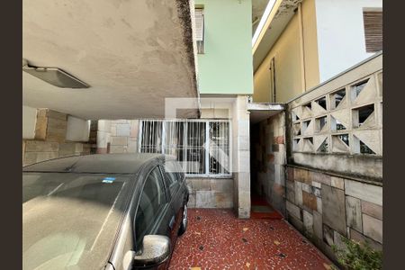 Casa à venda com 80m², 2 quartos e 2 vagasGaragem