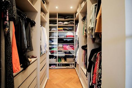 Apartamento à venda com 228m², 4 quartos e 3 vagas