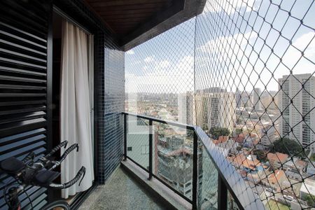 Apartamento à venda com 228m², 4 quartos e 3 vagas