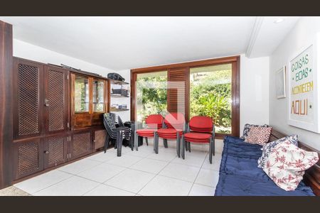 Casa à venda com 350m², 6 quartos e 5 vagas