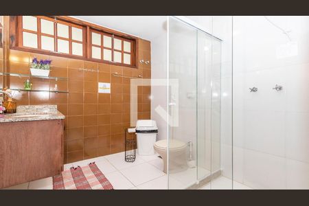 Casa à venda com 350m², 6 quartos e 5 vagas