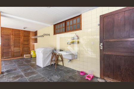 Casa à venda com 350m², 6 quartos e 5 vagas