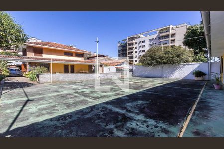 Casa à venda com 350m², 6 quartos e 5 vagas