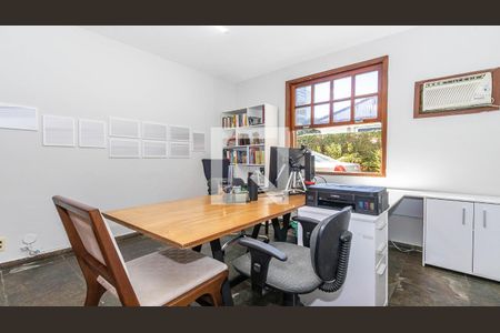 Casa à venda com 350m², 6 quartos e 5 vagas