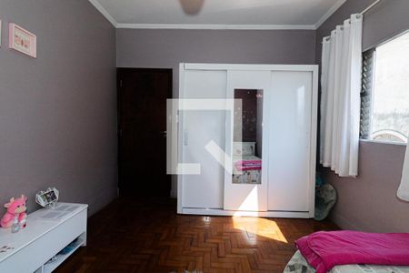 Casa à venda com 180m², 3 quartos e 1 vaga