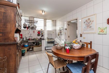 Apartamento à venda com 168m², 5 quartos e 2 vagas