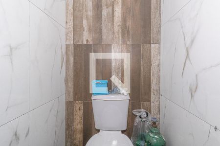 Casa à venda com 223m², 2 quartos e 6 vagas