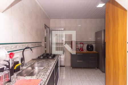 Casa à venda com 350m², 2 quartos e 1 vaga Casa à venda com 350m², 2 quartos e 1 vagaCozinha