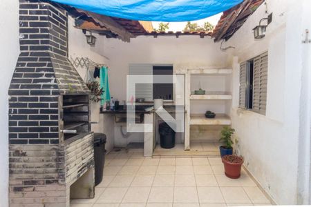 Casa à venda com 350m², 2 quartos e 1 vaga Casa à venda com 350m², 2 quartos e 1 vagaChurrasqueira