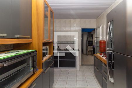 Casa à venda com 350m², 2 quartos e 1 vaga Casa à venda com 350m², 2 quartos e 1 vagaCozinha