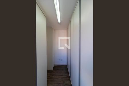 Apartamento à venda com 75m², 3 quartos e 2 vagas Apartamento à venda com 75m², 3 quartos e 2 vagasQuarto 02