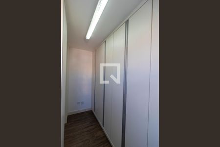 Apartamento à venda com 75m², 3 quartos e 2 vagas Apartamento à venda com 75m², 3 quartos e 2 vagasQuarto 02