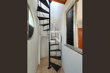 Casa à venda com 150m², 4 quartos e 2 vagas Casa à venda com 150m², 4 quartos e 2 vagasÁrea comum