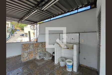 Casa à venda com 150m², 4 quartos e 2 vagas Casa à venda com 150m², 4 quartos e 2 vagasÁrea comum