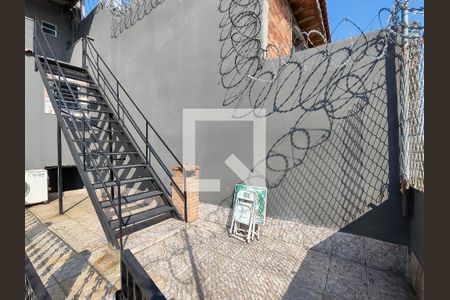 Casa à venda com 150m², 4 quartos e 2 vagas Casa à venda com 150m², 4 quartos e 2 vagasÁrea comum