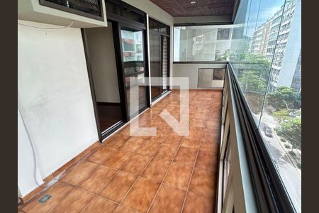 Apartamento à venda com 104m², 3 quartos e 3 vagas