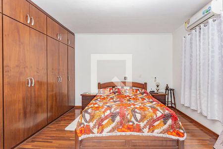 Casa à venda com 200m², 3 quartos e 4 vagas