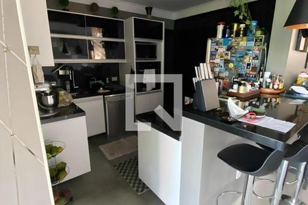 Casa à venda com 340m², 3 quartos e 3 vagas