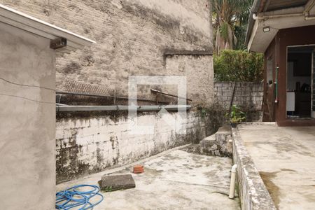 Casa à venda com 170m², 2 quartos e 1 vagaQuintal