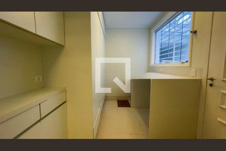 Casa à venda com 396m², 4 quartos e 5 vagas