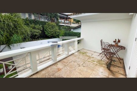 Casa à venda com 396m², 4 quartos e 5 vagas