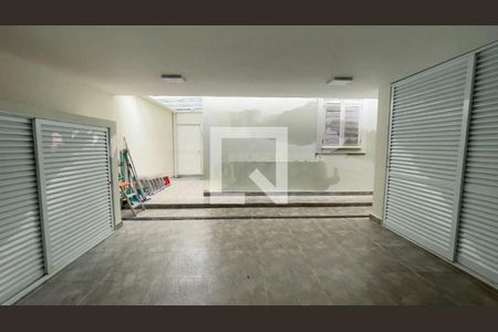 Casa à venda com 396m², 4 quartos e 5 vagas
