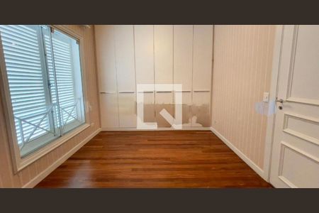 Casa à venda com 396m², 4 quartos e 5 vagas