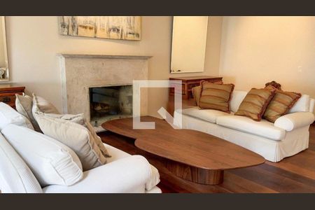 Casa à venda com 396m², 4 quartos e 5 vagas
