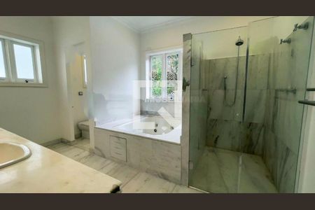 Casa à venda com 396m², 4 quartos e 5 vagas