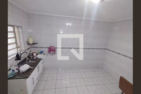 Casa à venda com 93m², 3 quartos e 2 vagas