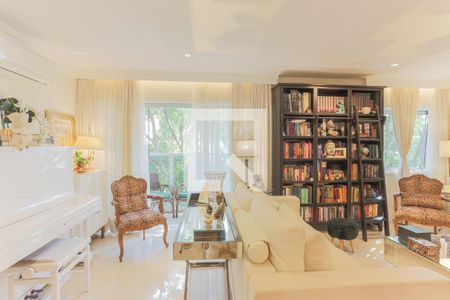 Apartamento à venda com 107m², 2 quartos e 2 vagas