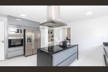 Casa à venda com 420m², 3 quartos e 3 vagas