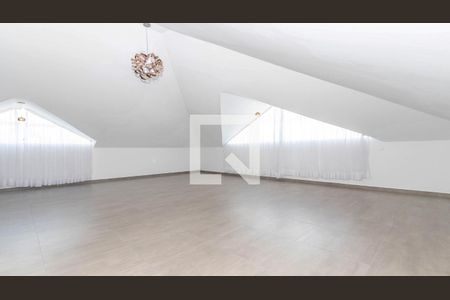 Casa à venda com 420m², 3 quartos e 3 vagas