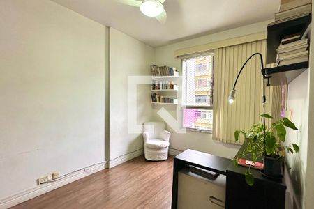 Quarto 01 de apartamento à venda com 3 quartos, 135m² em Copacabana, Rio de Janeiro