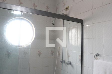 Casa à venda com 280m², 3 quartos e 3 vagasBanheiro 3