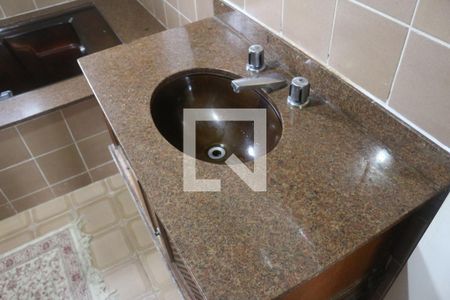 Casa à venda com 280m², 3 quartos e 3 vagasBanheiro da Suíte 1