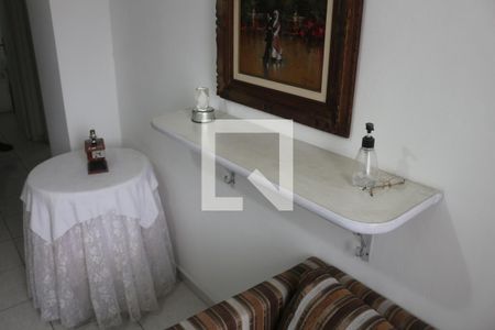 Casa à venda com 280m², 3 quartos e 3 vagasEscritório