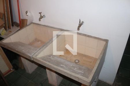 Casa à venda com 280m², 3 quartos e 3 vagasÁrea de Serviço