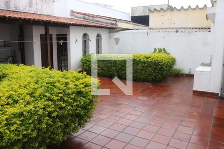 Casa à venda com 280m², 3 quartos e 3 vagasQuintal
