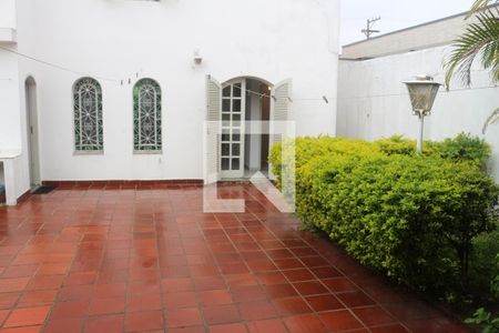 Casa à venda com 280m², 3 quartos e 3 vagasQuintal