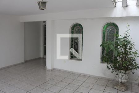 Casa à venda com 280m², 3 quartos e 3 vagasGaragem