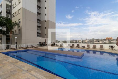 Apartamento à venda com 66m², 2 quartos e sem vagaÁrea comum - Piscina