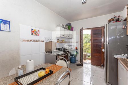 Casa à venda com 304m², 5 quartos e 2 vagas