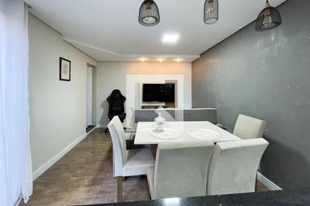 Casa à venda com 380m², 6 quartos e 10 vagas Casa à venda com 380m², 6 quartos e 10 vagasSala - Casa 3
