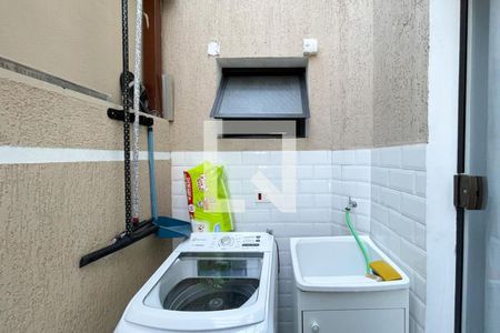 Casa à venda com 380m², 6 quartos e 10 vagas Casa à venda com 380m², 6 quartos e 10 vagasÁrea de Serviço - Casa 3